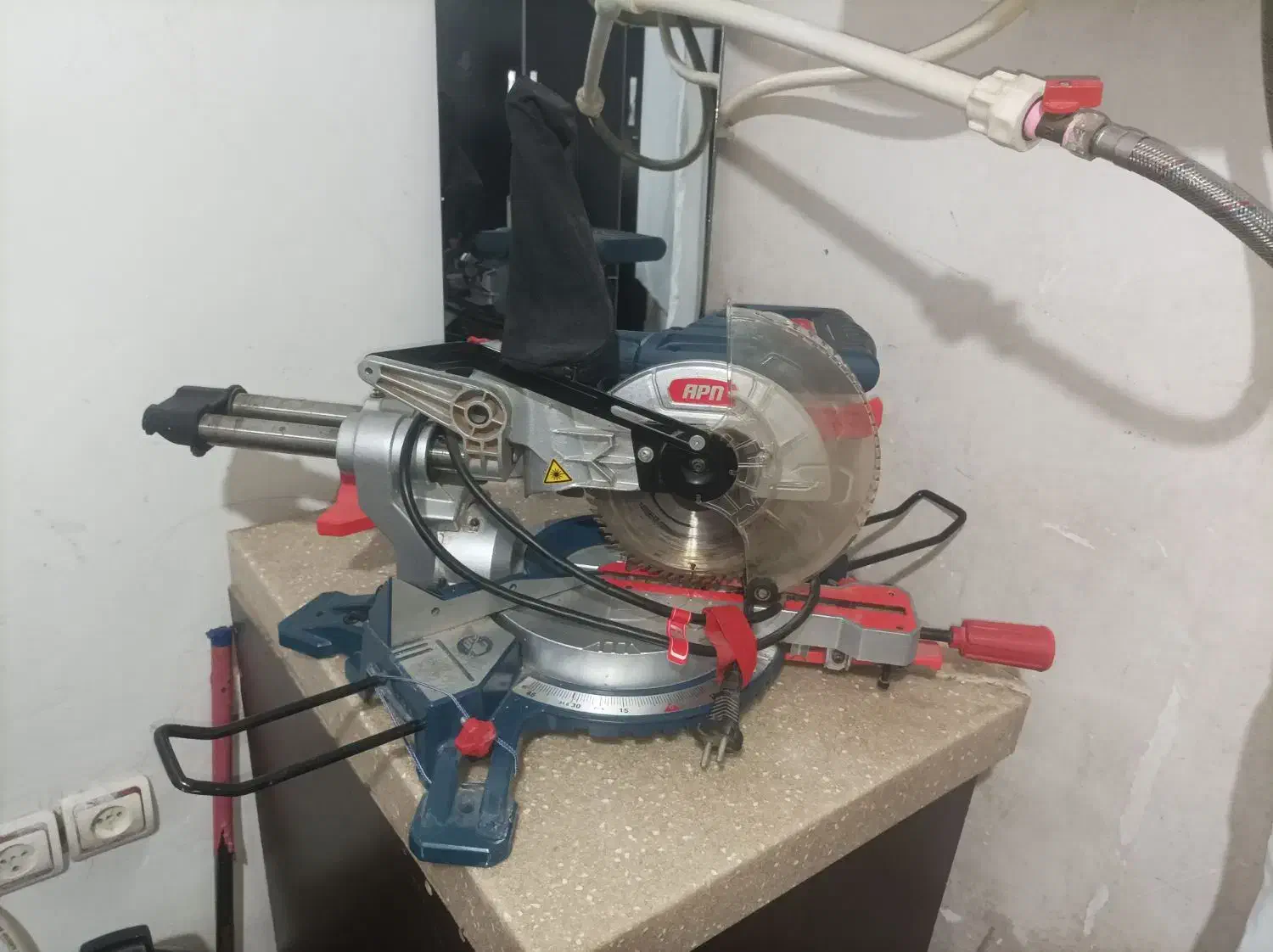 فروش فارسی بر یک ماه کار بدلیل مشکلات مالی|ابزارآلات|سردشت, |دیوار