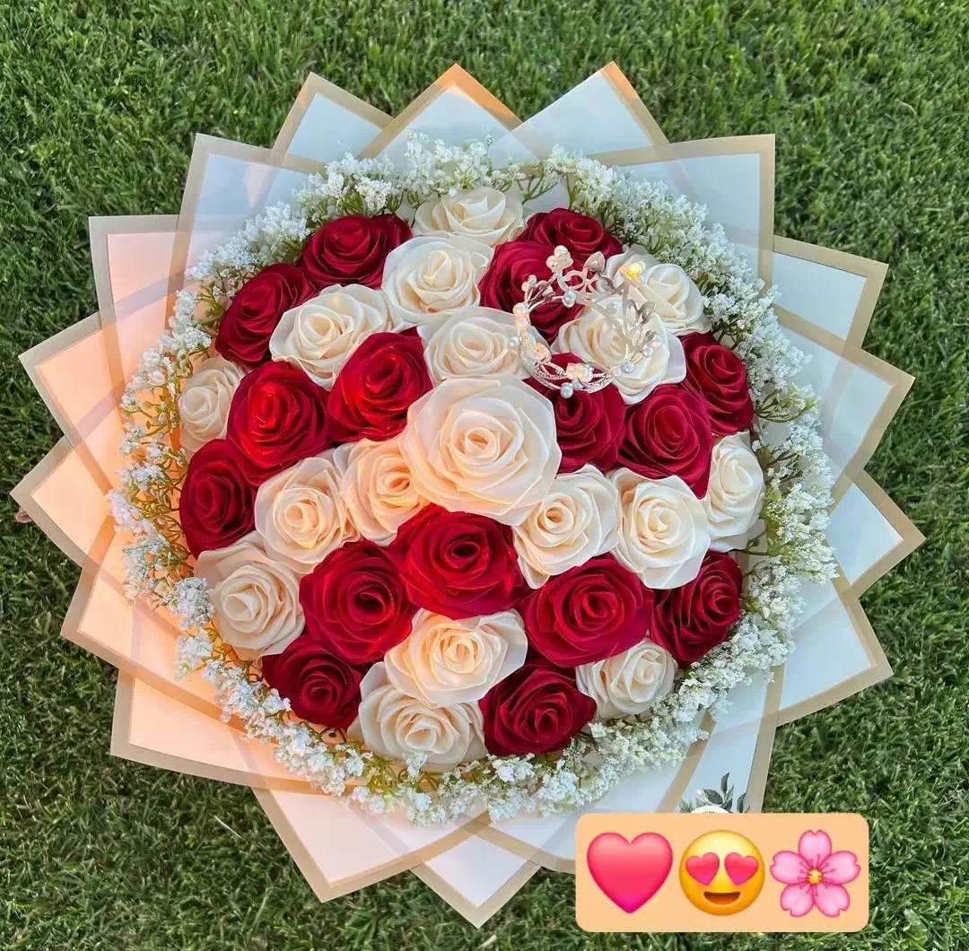 هدیه ماندگار|گل مصنوعی|شیراز, تحویلی|دیوار