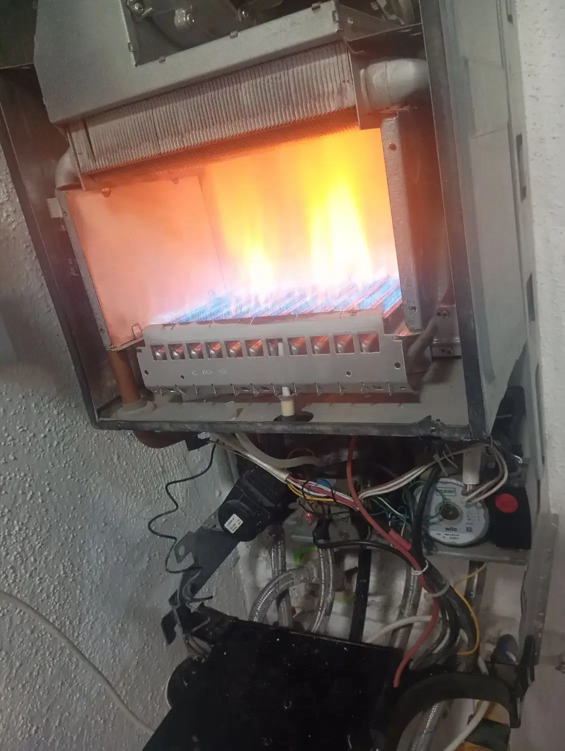 تعمیرپکیج ابگرمکن بخاری گاز درمحل ضمانتی|خدمات پیشه و مهارت|گرگان, |دیوار