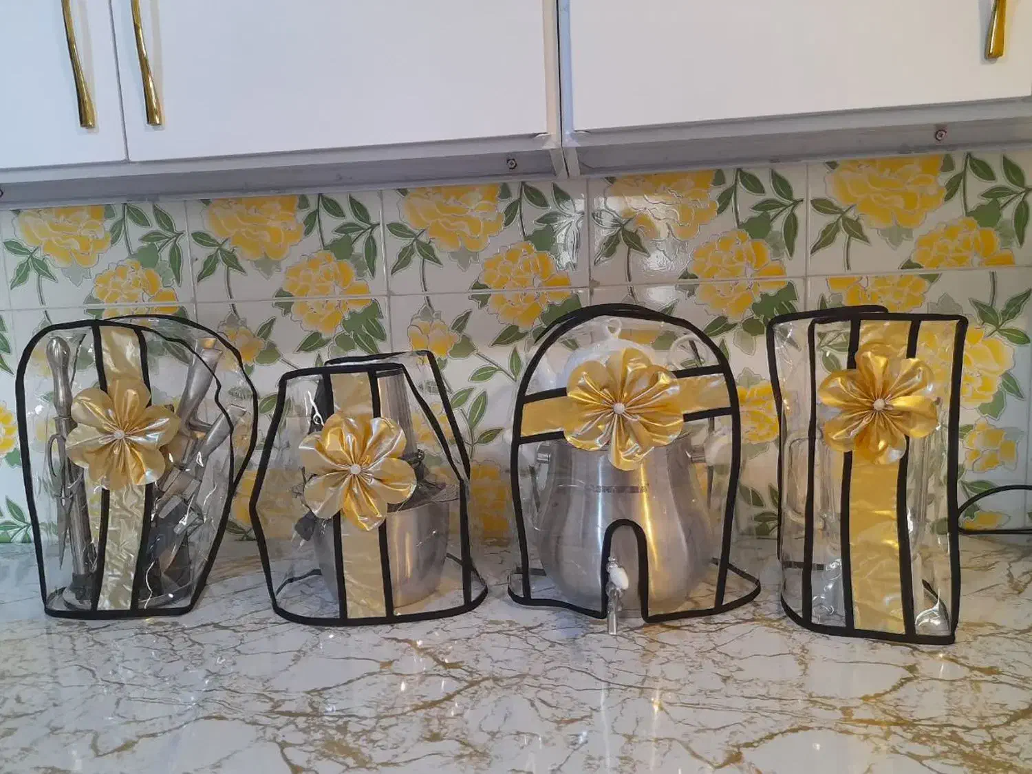 سرویس آشپزخانه و کاور|سفره، حوله، دستمال آشپزخانه|الیگودرز, |دیوار