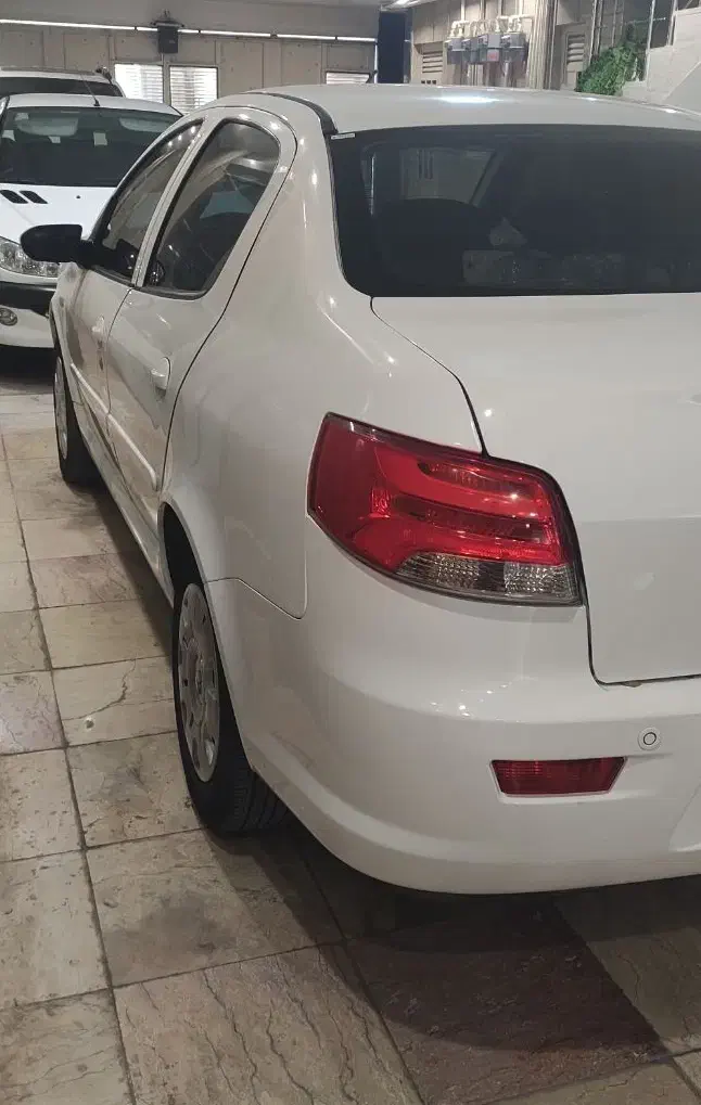 رانا پلاس 1402 بیرنگ|خودرو سواری و وانت|قزوین, |دیوار