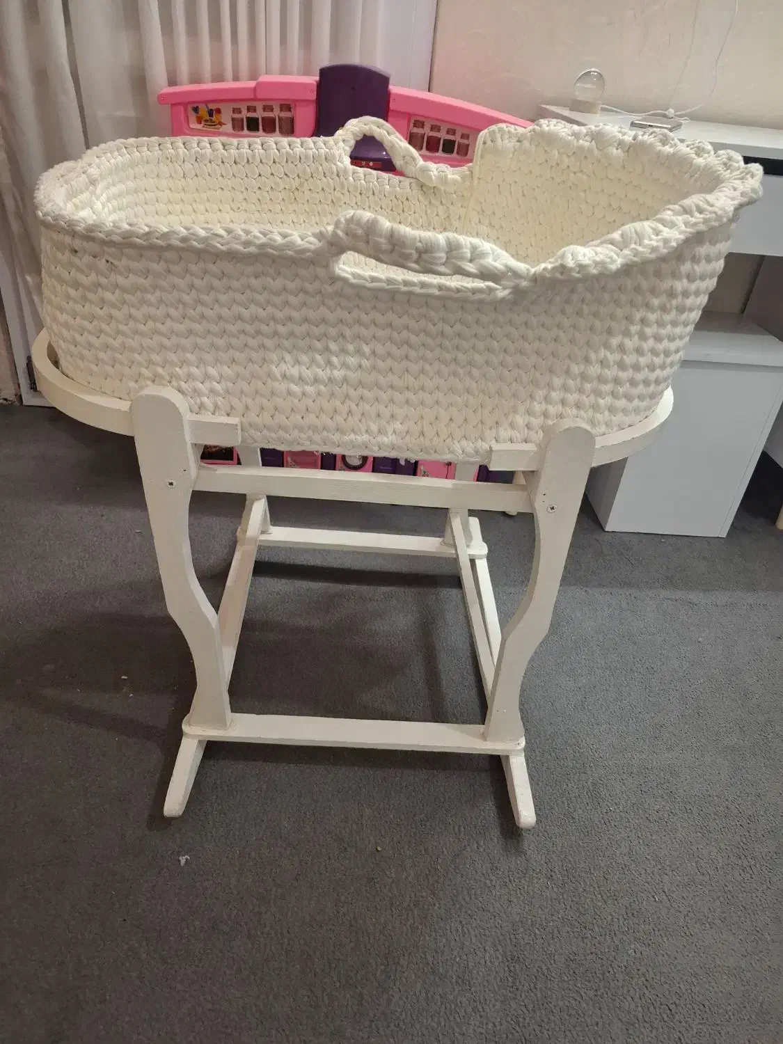 گهواره|تخت و صندلی بچه|زبرخان, |دیوار