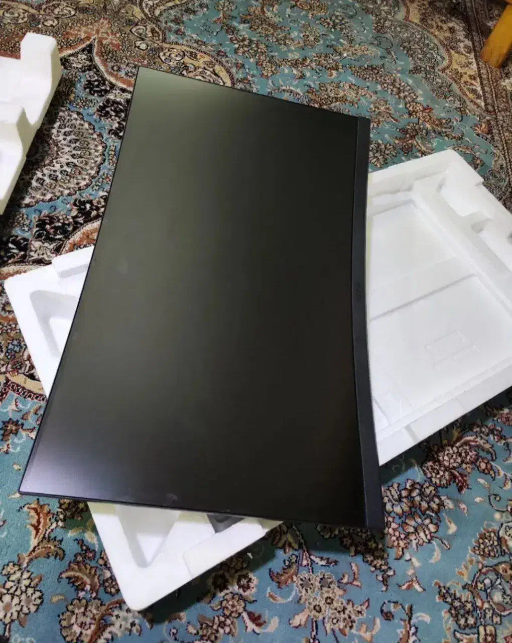 فروش مانیتور ۳۲ خمیده اوپن باکس|قطعات و لوازم جانبی رایانه|قائن, |دیوار