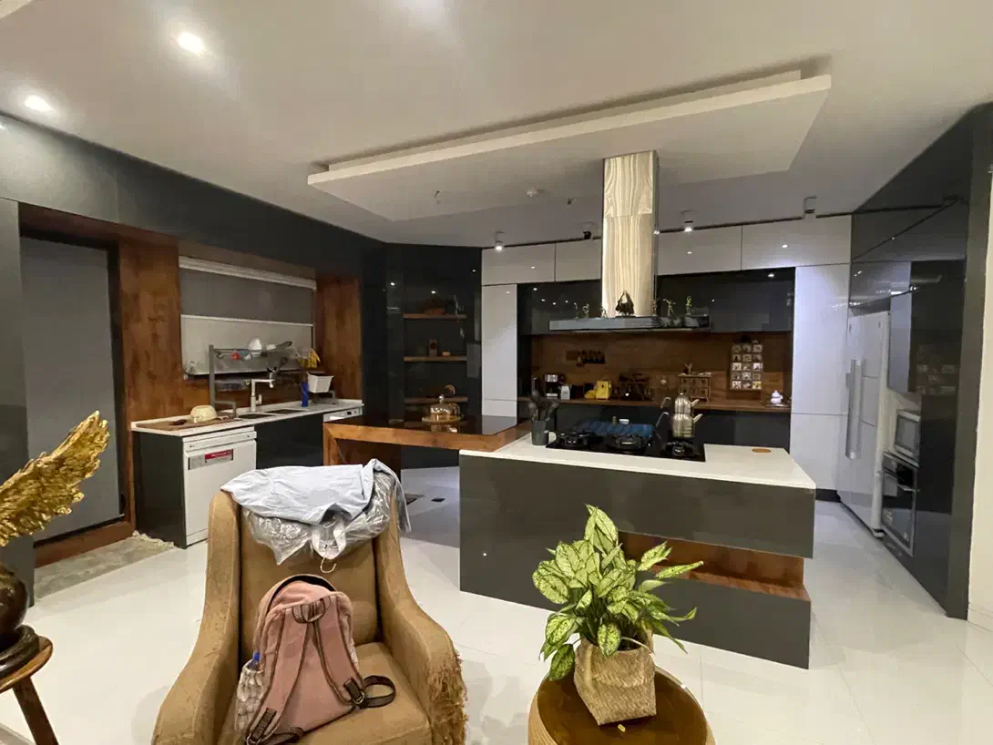 ۲۰۰متر نوساز|فروش آپارتمان|مشهد, هنرستان|دیوار