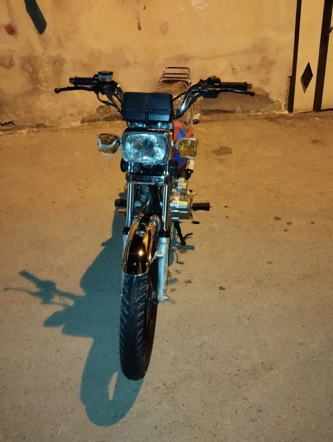 موتور 200 متین|موتورسیکلت|سنندج, |دیوار