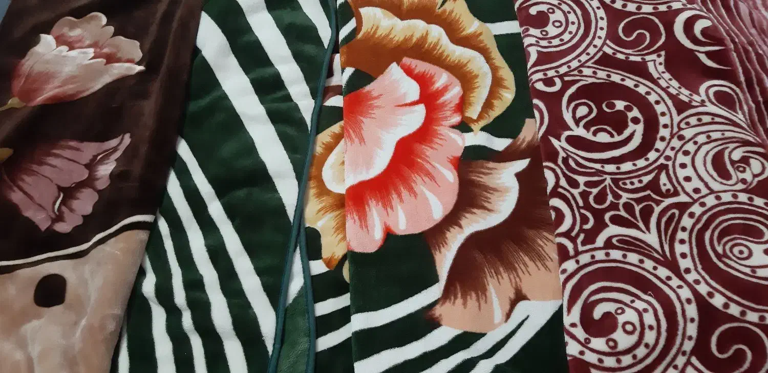 ۴ عدد پتو تک نفره|رختخواب، بالش، پتو|شوشتر, |دیوار