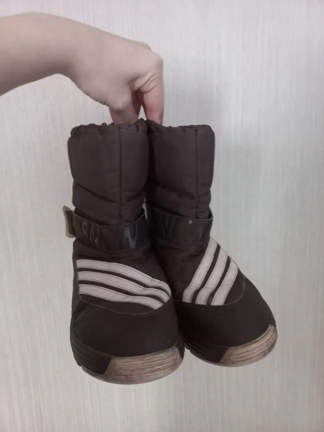 چکمه خارجی نو (نیم بوت)|کفش و لباس بچه|مهاجران, |دیوار