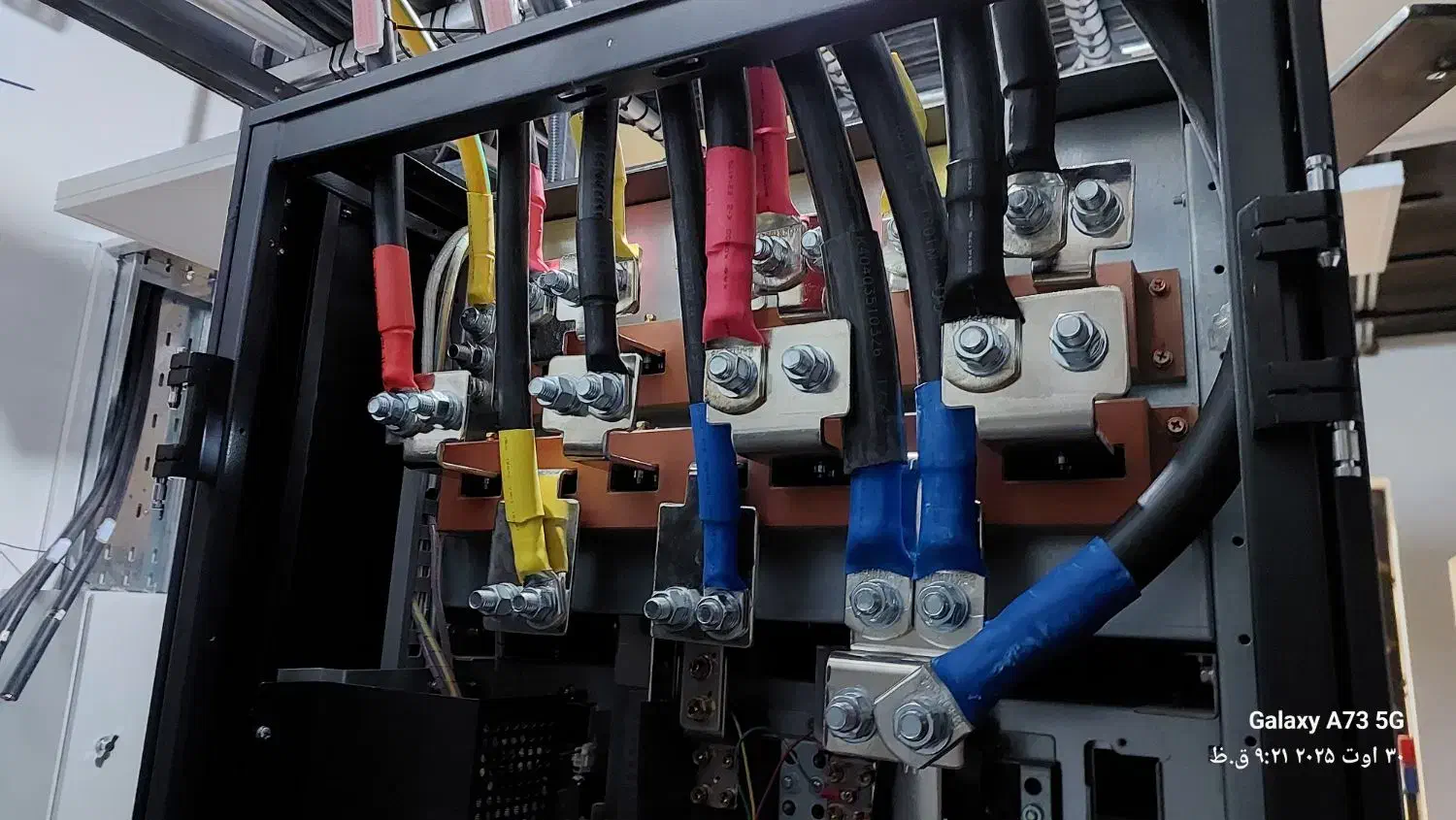 استخدام برق کار ماهر و نیمه ماهر|استخدام صنعتی، فنی، مهندسی|تهران, ایرانشهر|دیوار