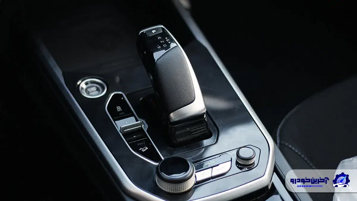 ری را صفر کیلومتر ۱۴۰۴ سفید|خودرو سواری و وانت|مشهد, کوه سنگی|دیوار