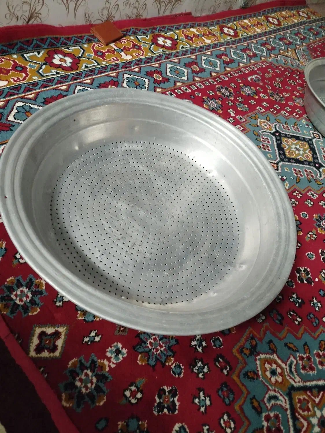 آبکش بزرگ سالم قدیمی|ظروف پخت‌وپز|اردبیل, |دیوار