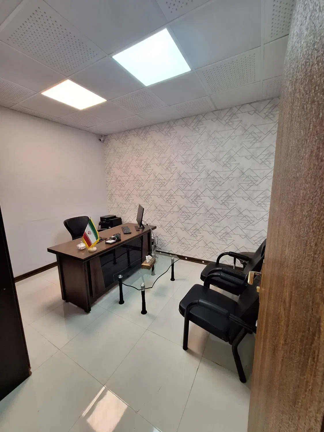 اجاره دفتر اداری ۸۰ متر موقعیت عالی|اجارهٔ دفتر کار، اتاق اداری، مطب|سبزوار, قاضی زاد|دیوار