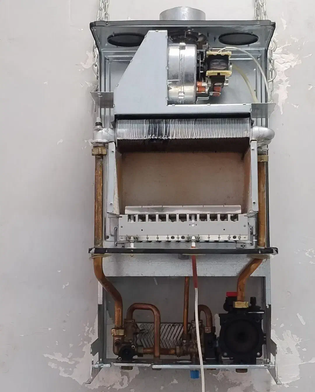 خرید پکیج‌کارکرده و خدمات با قیمت مناسب|آبگرمکن، پکیج، شوفاژ|قم, بنیاد|دیوار