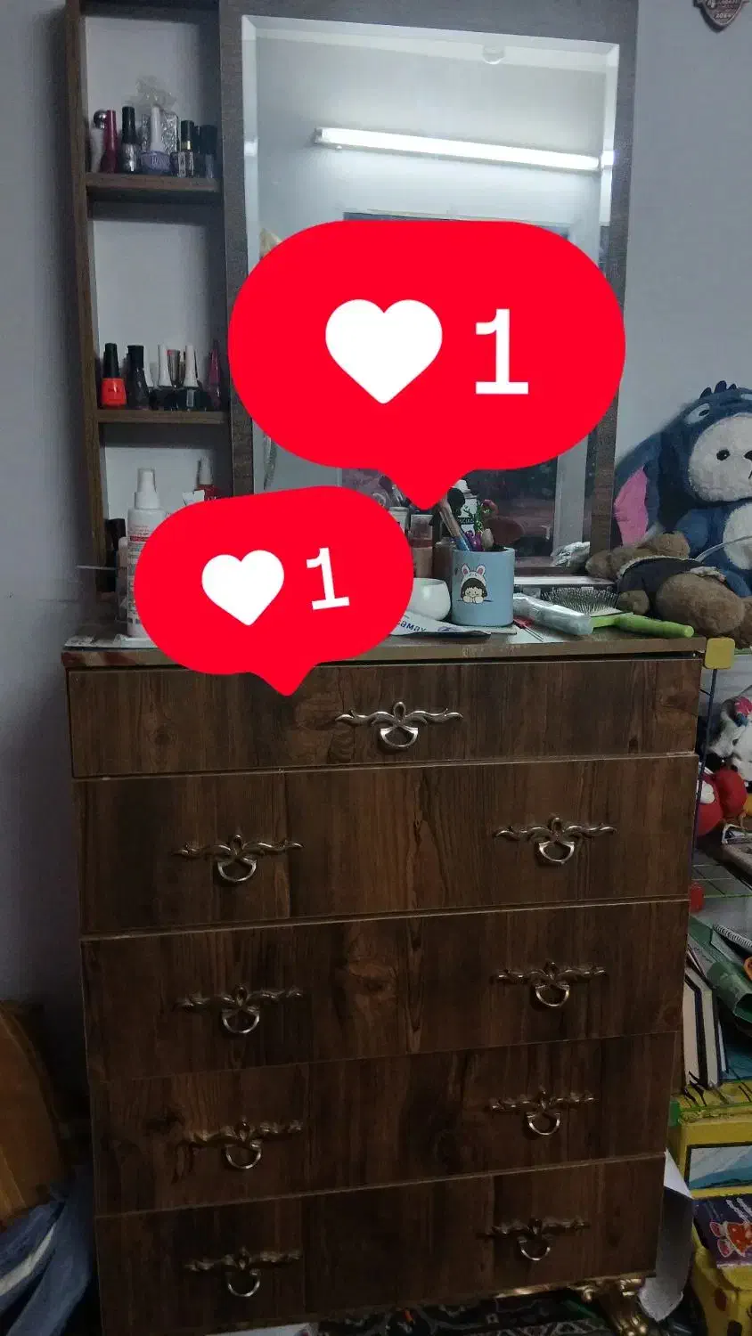 میز ارایشی|تخت و سرویس خواب|شاهینشهر, شهرک هشت بهشت|دیوار