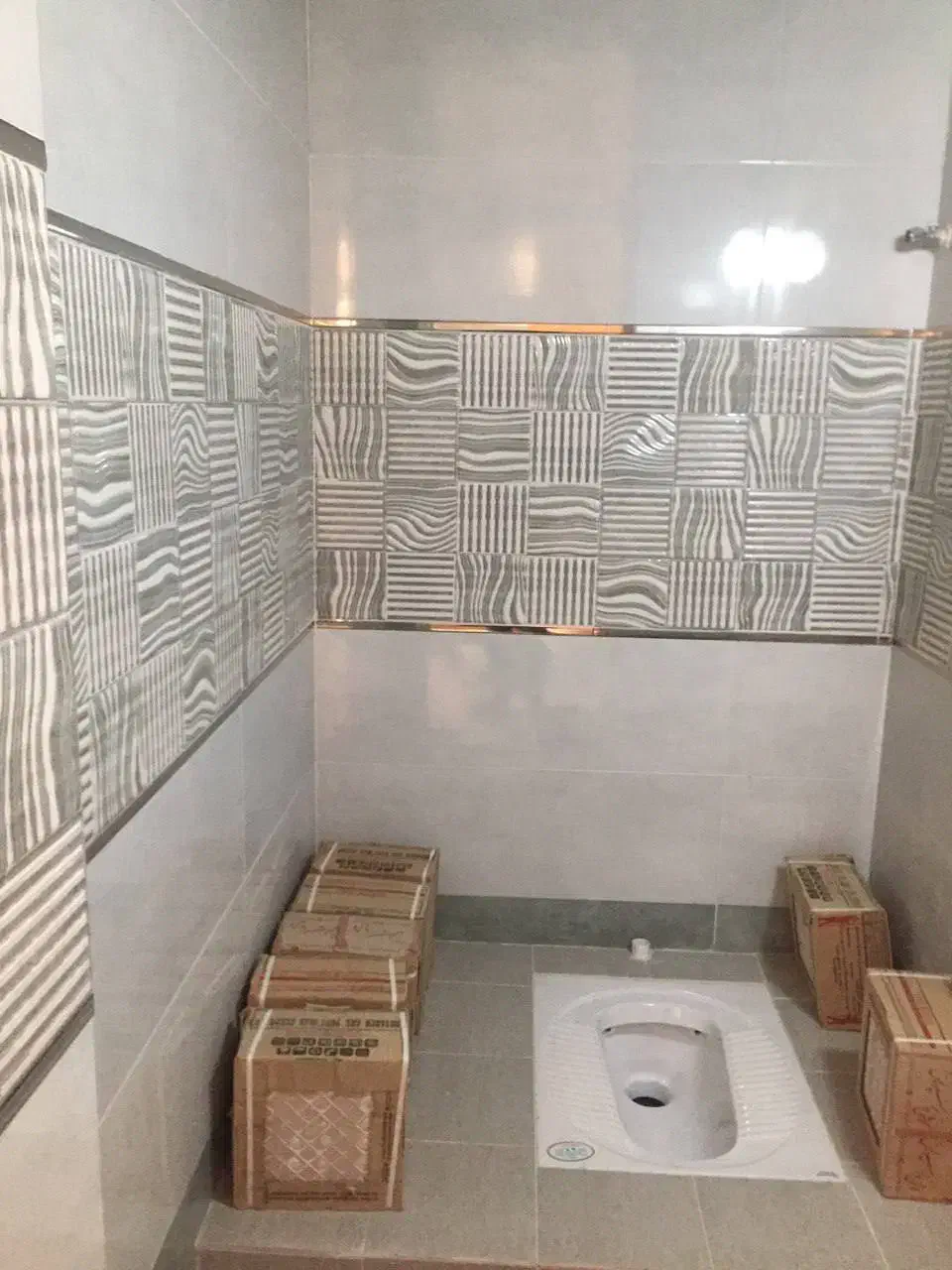 کاشی کاری ، کار با چسب و سیمان|خدمات پیشه و مهارت|تبریز, |دیوار