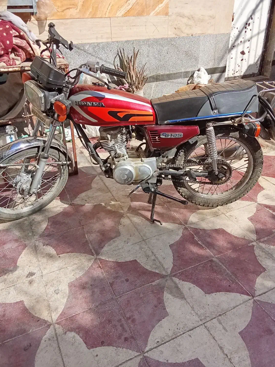 موتور هندا 125|موتورسیکلت|شیراز, شهرک مفتح|دیوار
