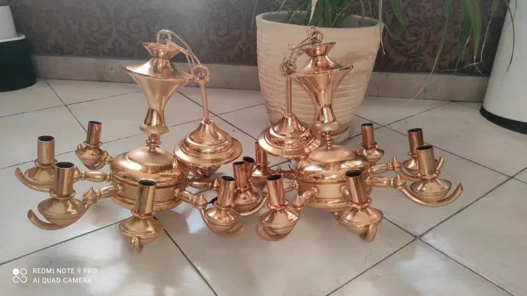 خریدارفروشنده لوستربرنزی درتهران وحومه|لوستر و چراغ آویز|تهران, سعادت‌آباد|دیوار