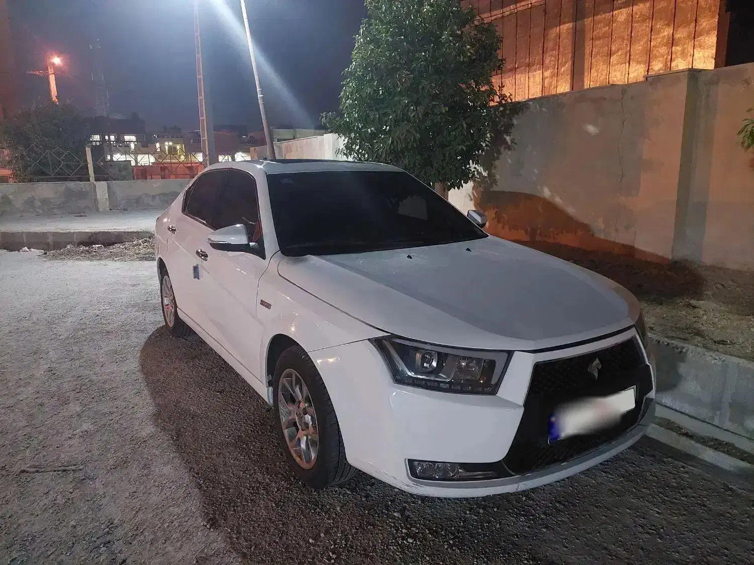 دنا پلاس دنده ای توربو ۶ دنده ۱۴۰۲|خودرو سواری و وانت|کازرون, |دیوار