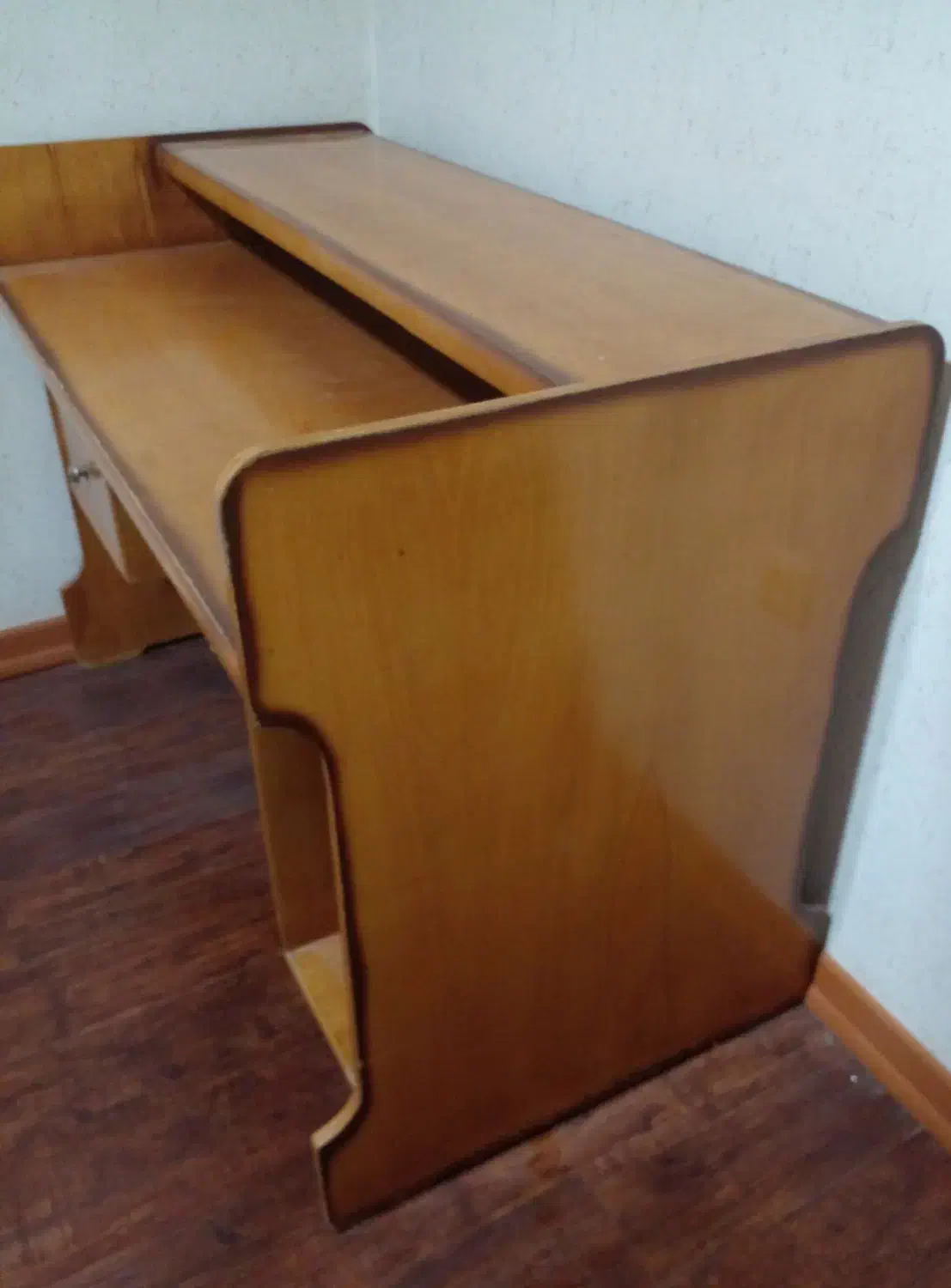 میز کامپیوتر|میز تحریر و کامپیوتر|اصفهان, شهرک ولیعصر|دیوار