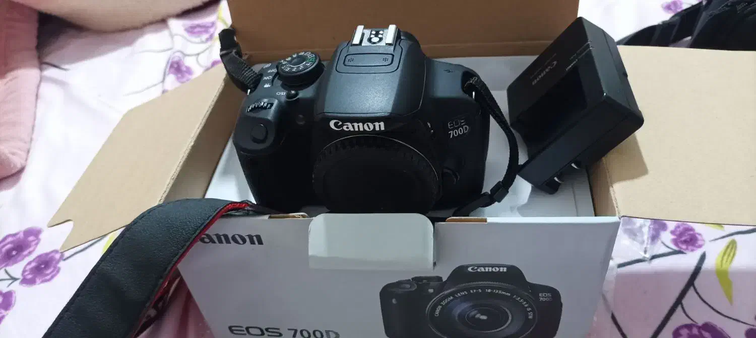 دوربینCANONمدل700D|دوربین عکاسی و فیلمبرداری|مشهد, راهنمایی|دیوار