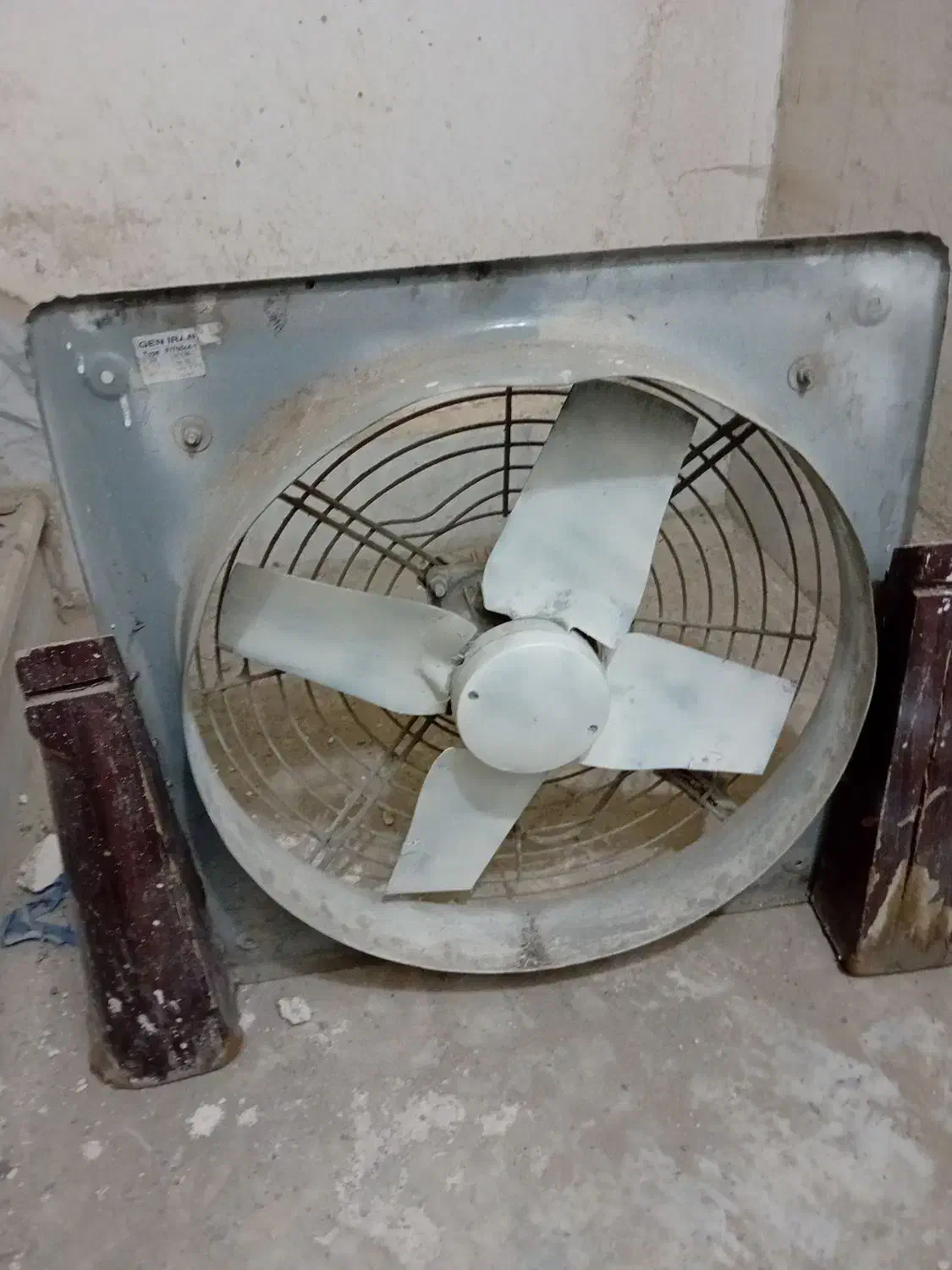 فن صنعتی|پنکه و تصفیهکنندهٔ هوا|مشهد, الهیه|دیوار