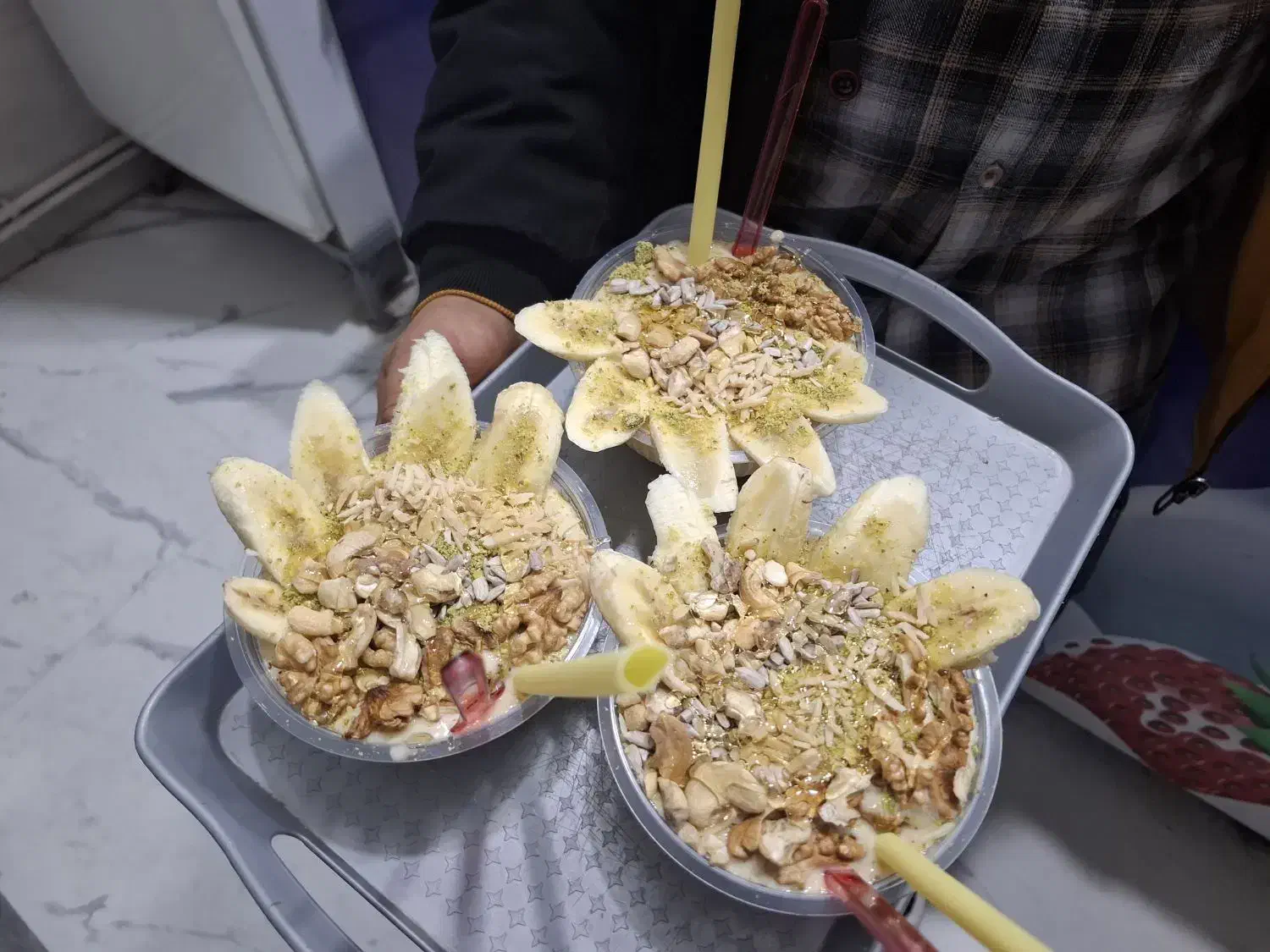 نیرو شیفت صبح جهت کار در آبمیوه بستنی|استخدام خدمات فروشگاه و رستوران|گناباد, |دیوار