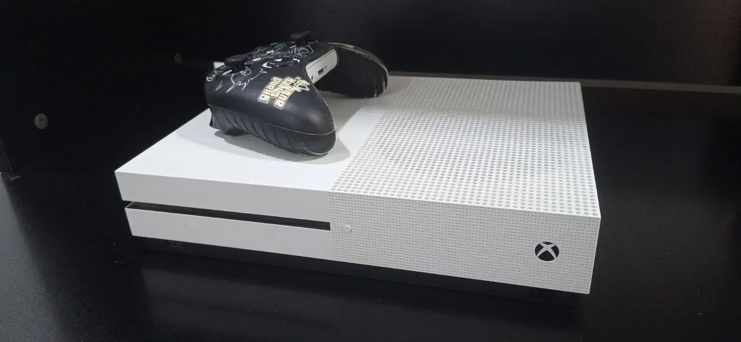 کنسول Xbox One S خانگی همراه با یک دسته|کنسول، بازی ویدئویی و آنلاین|یاسوج, |دیوار