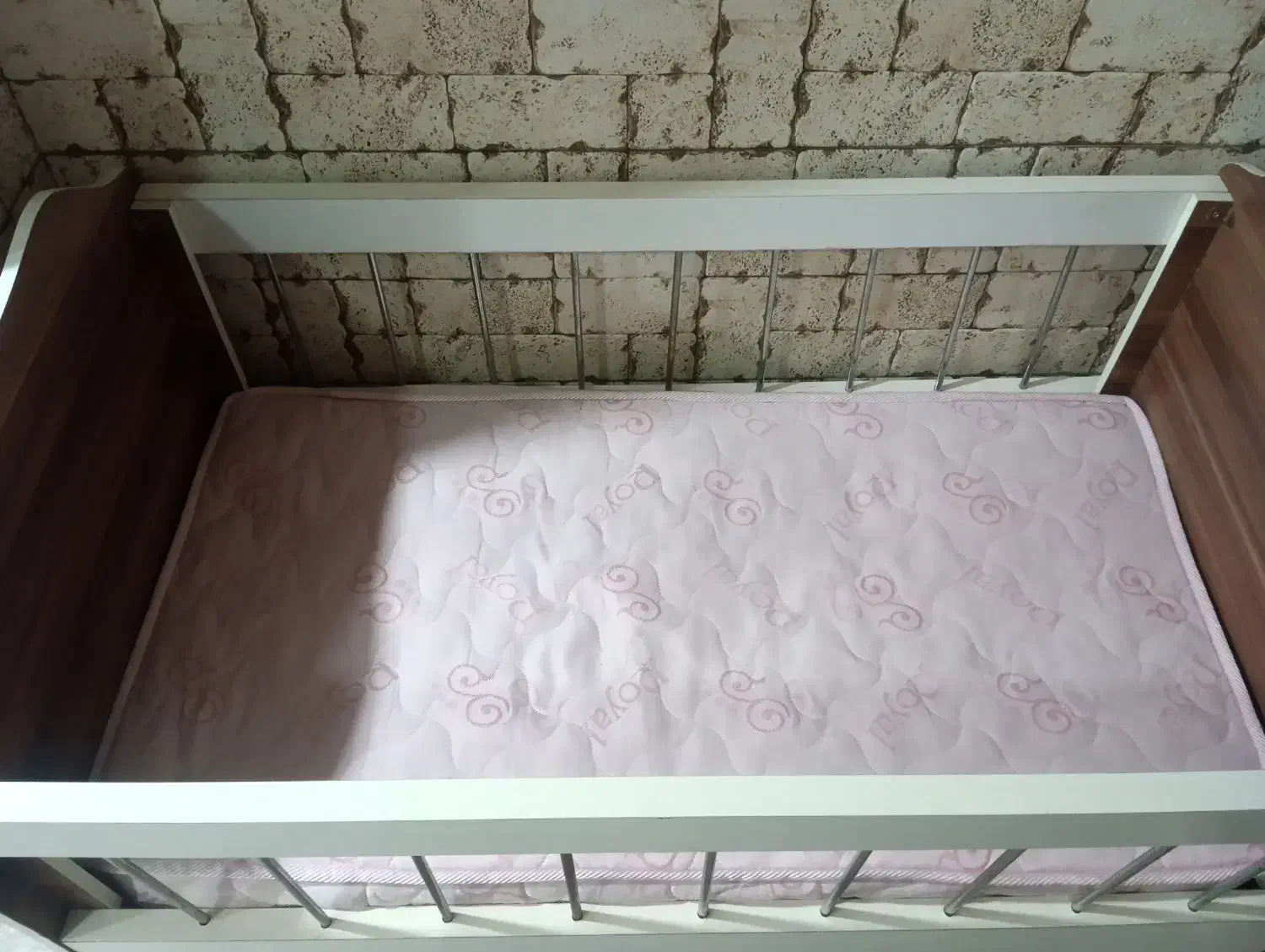 تخت بچه با تشک|تخت و سرویس خواب|هشتگرد, فاز ۱ مهستان|دیوار