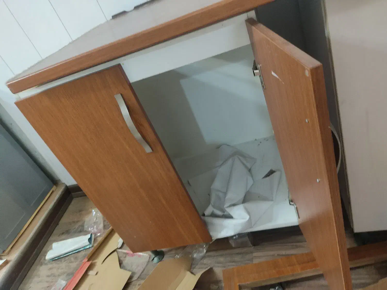 کابینت  ام دی اف تمیز بدون پوسیدگی با ورق رویی|مصالح و تجهیزات ساختمان|قم, پردیسان|دیوار