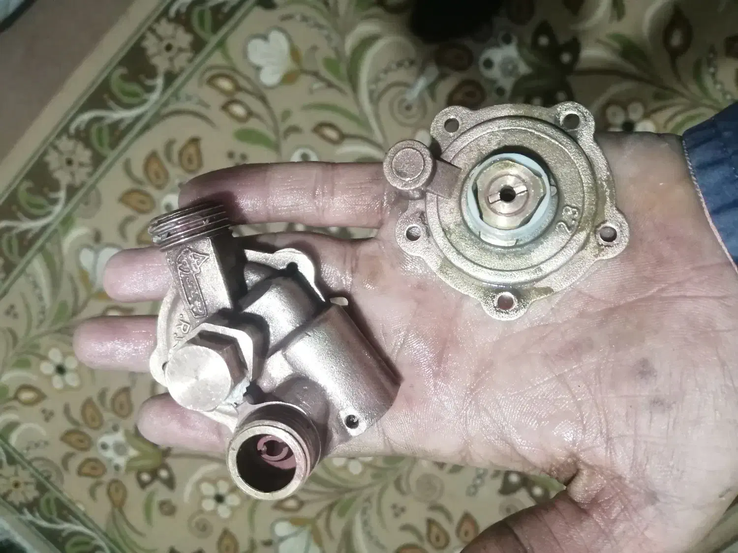 تعمیرسرویس پمپ اب نصب پکیج ابگرمکن تصفیه وست کنترل|خدمات پیشه و مهارت|زاهدان, |دیوار