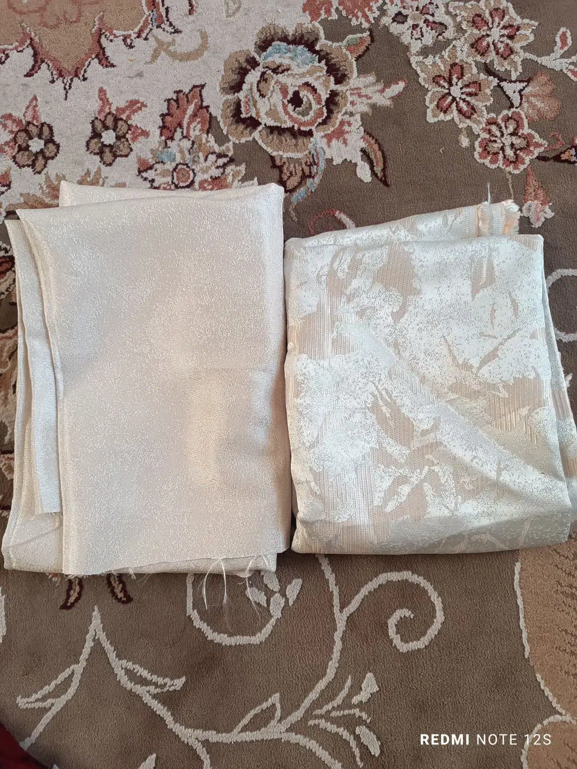 پارچه|لوازم خیاطی و بافتنی|فولادشهر, مسکن مهر فولادشهر|دیوار