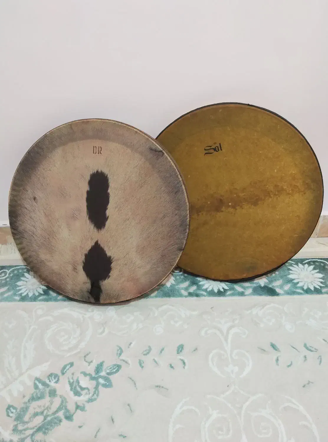 ساز دف|سازهای سنتی|رشت, دخانیات|دیوار