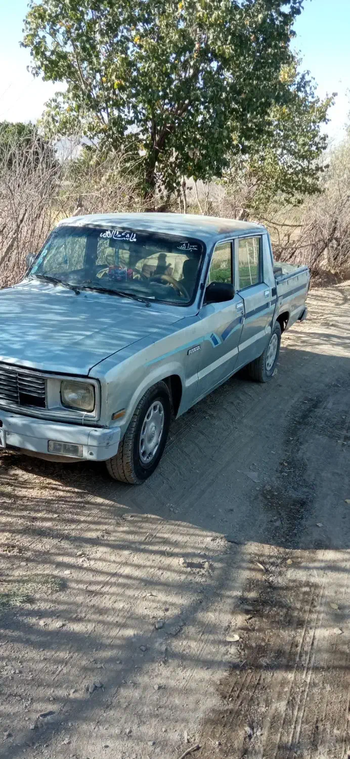 مزدا۲۰۰۰دوکابین مدل ۸۷|خودرو سواری و وانت|سنندج, |دیوار