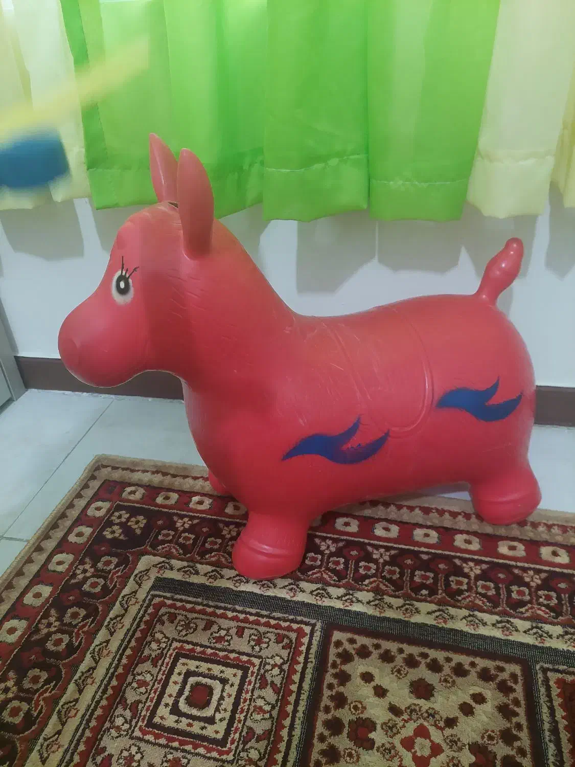 اسب بادی|اسباب‌‌بازی|پرند, فاز ۰|دیوار