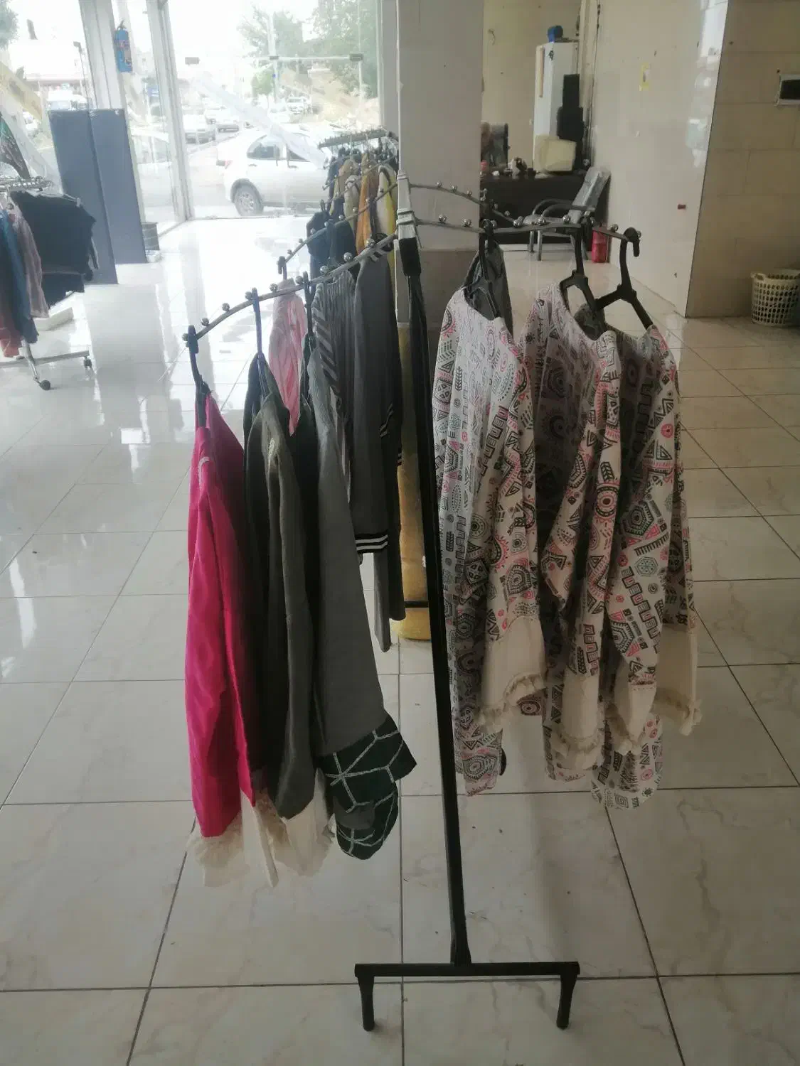 چوبکار و رگال و مانکن|فروشگاه و مغازه|قزوین, |دیوار