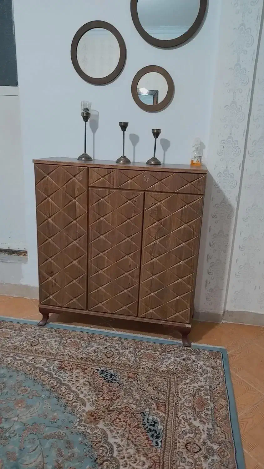 جاکفشی 3درب|جاکفشی، کمد، دراور|چهارباغ, |دیوار