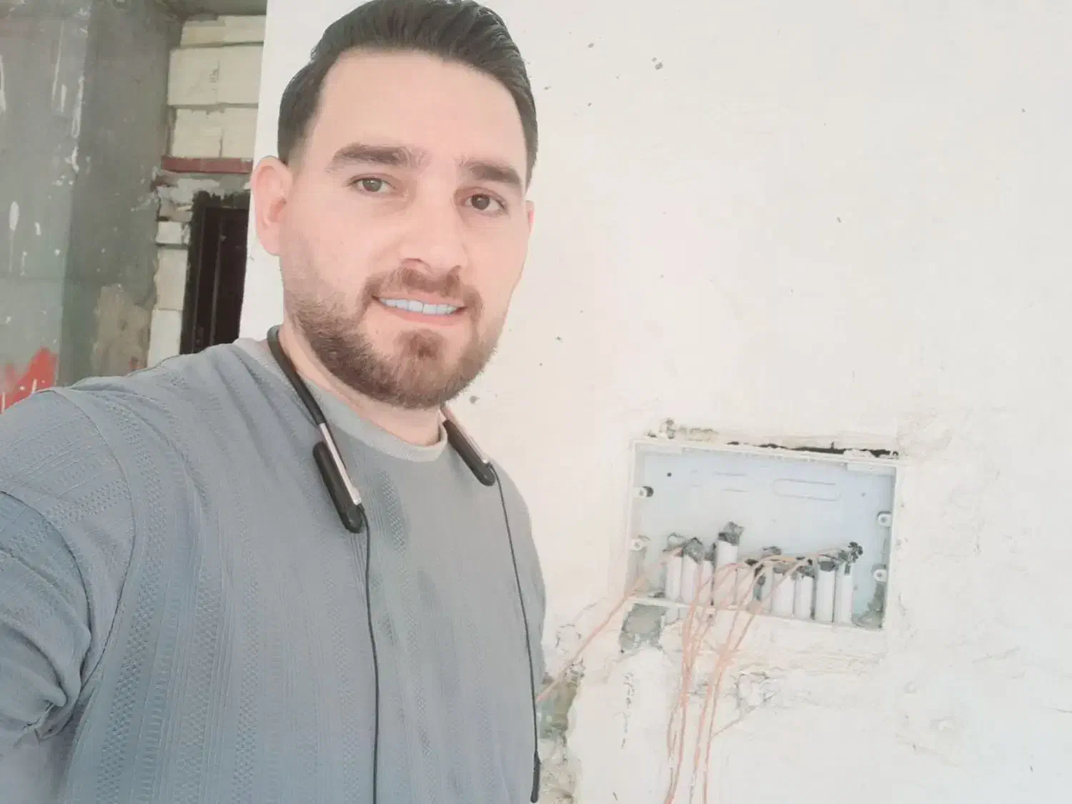 برقکاربرق‌کار برقکش برقکشی نصب آیفون وتلفن کل قم|خدمات پیشه و مهارت|قم, شاه ابراهیم|دیوار