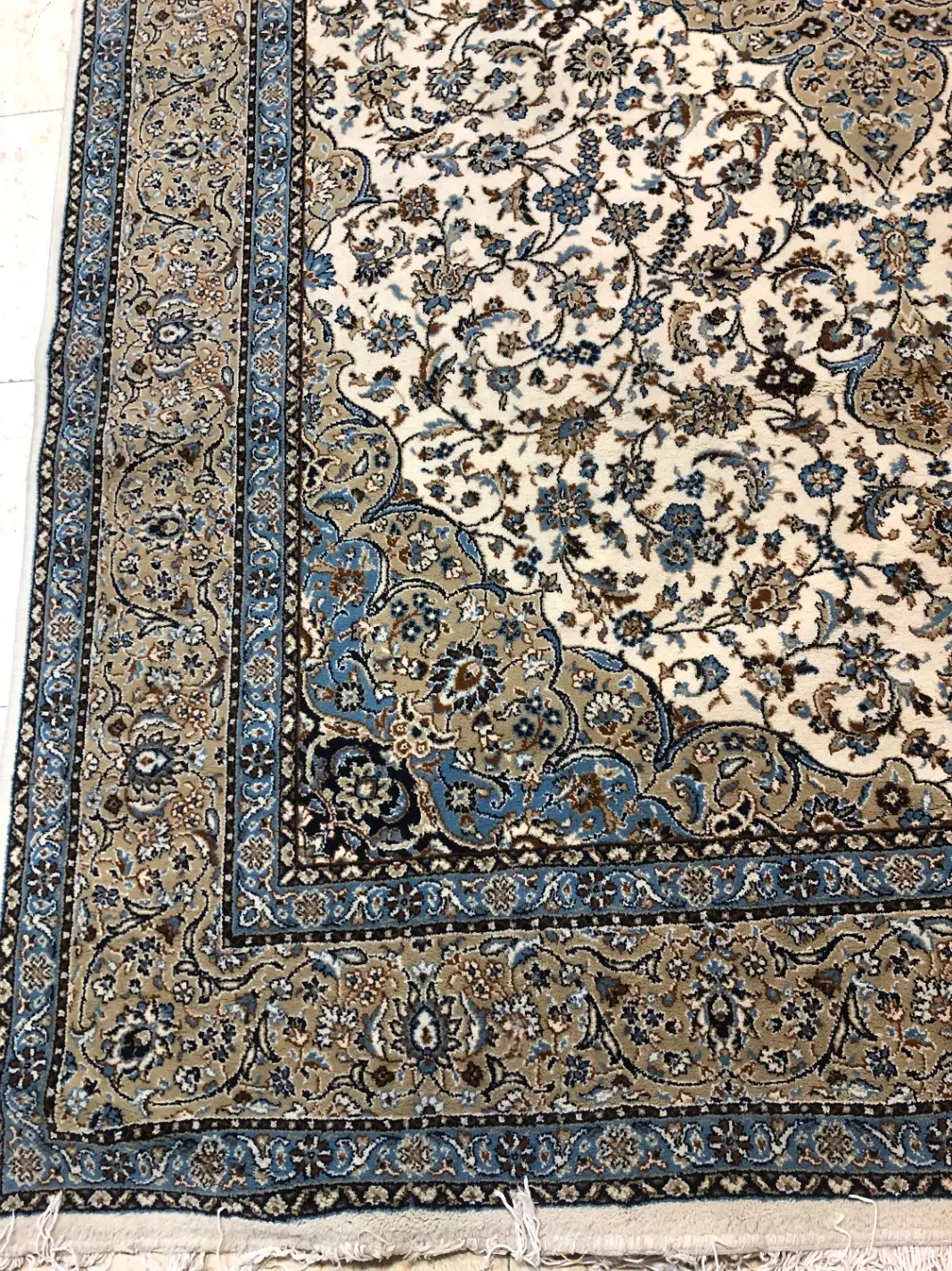 فرش|فرش|رشت, بلوار گیلان|دیوار