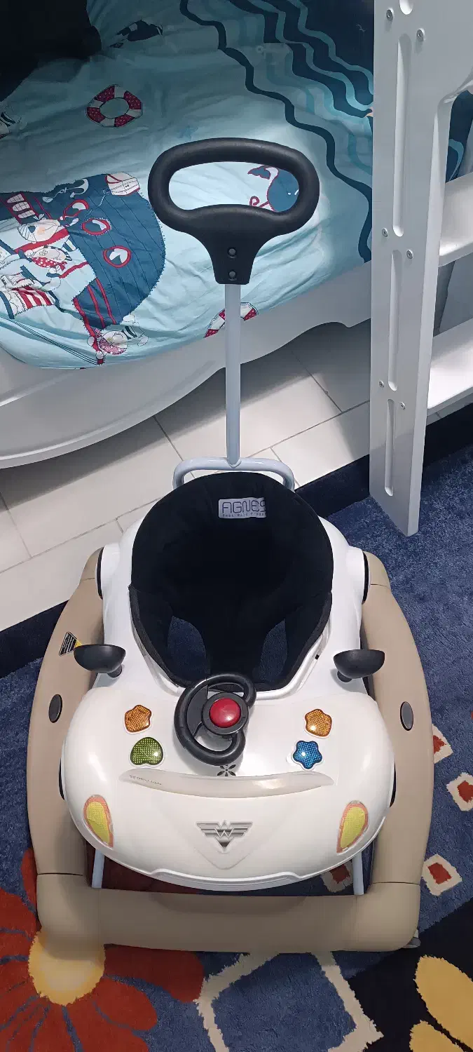 روروک واکر کاملا نو|کالسکه و لوازم جانبی|سهند, |دیوار