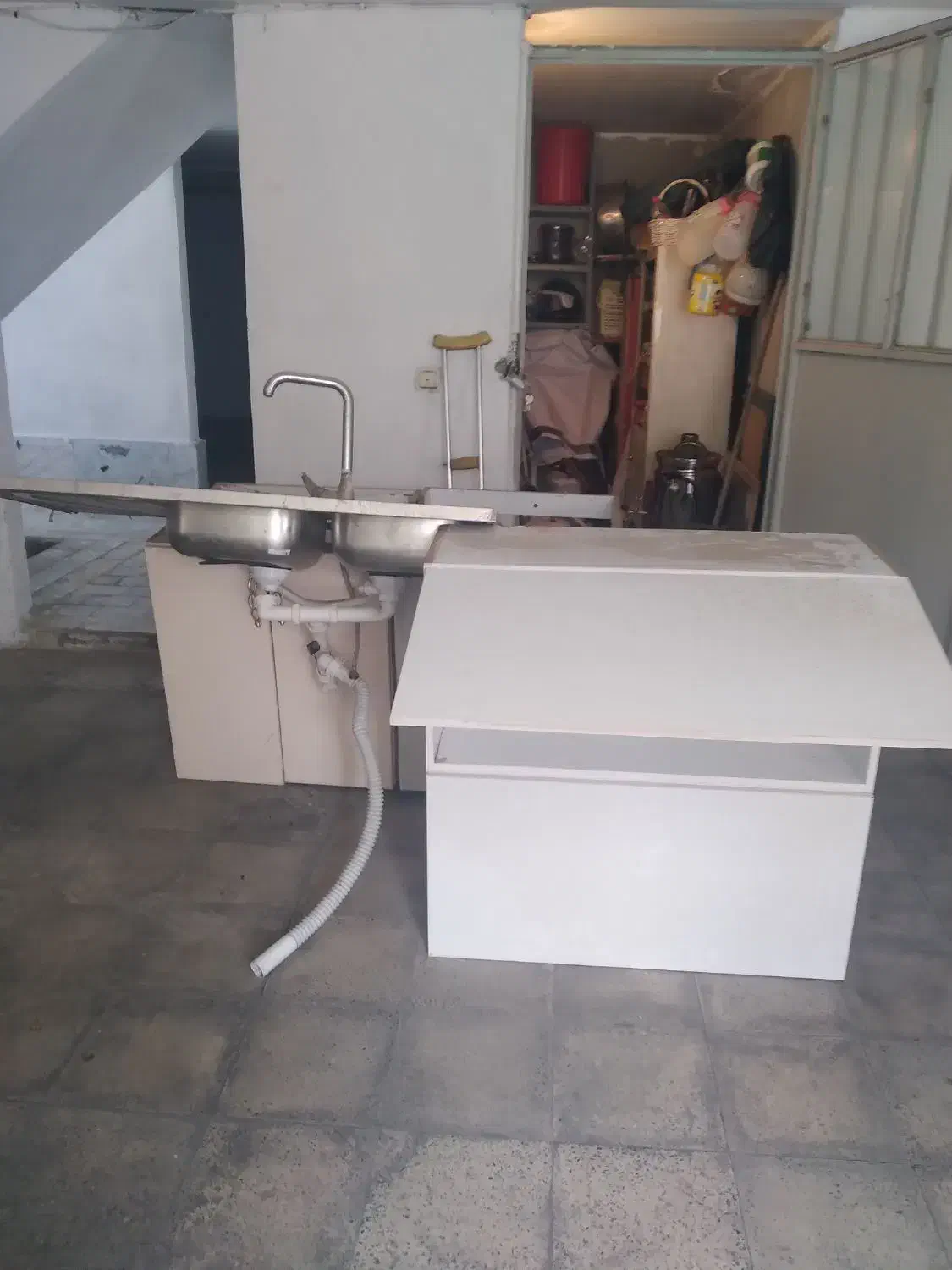 کابینت ظرفشویی با ابچکان و شیر وسینک|آب‌چکان و نظم‌دهنده ظروف|هشتگرد, شهرک بعثت|دیوار