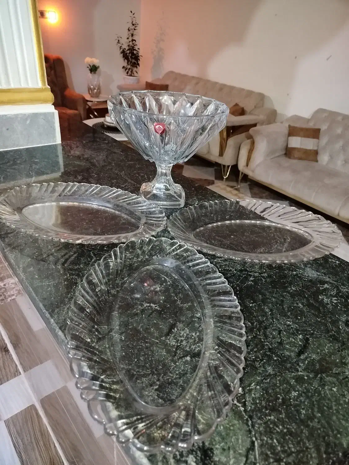 سه عدد دیس پلوخوری ...و یک ظرف میوه|ظروف سرو و پذیرایی|ایذه, |دیوار