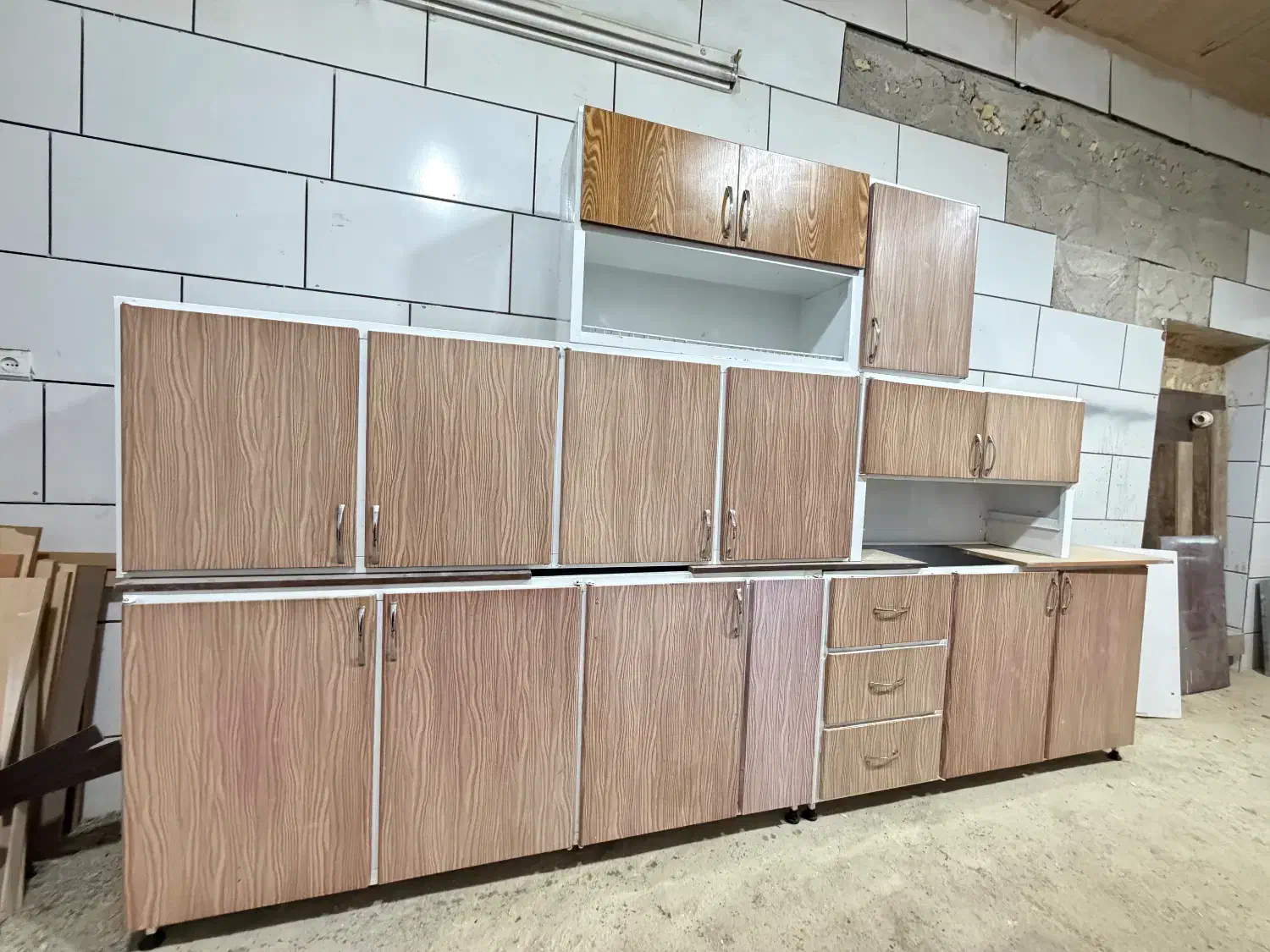 دودست کابینت درحدنو|مصالح و تجهیزات ساختمان|شهرکرد, |دیوار