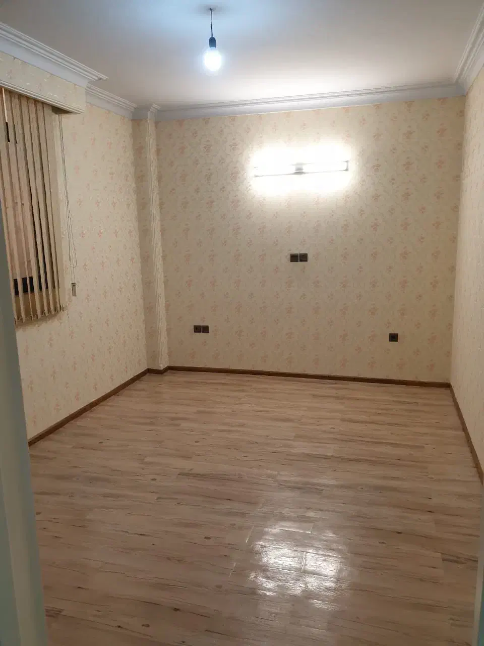 پاسداران ۱۴۲ متر ۳خوابه