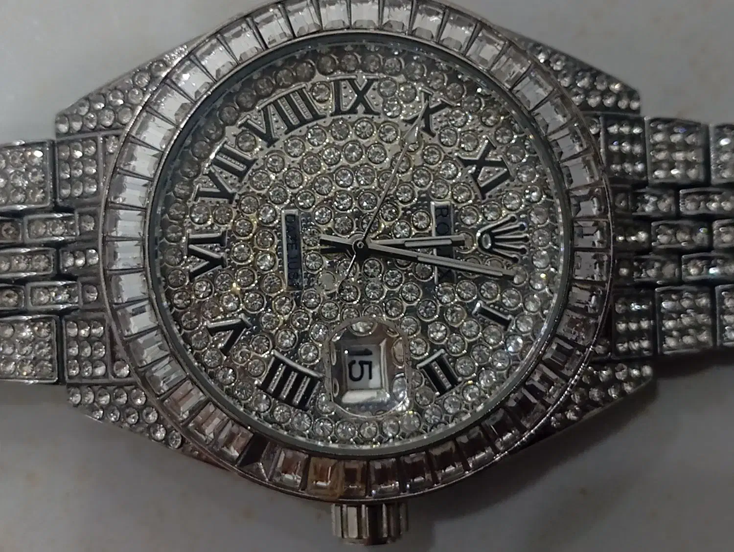 ساعت مچی فول نگین|ساعت|سقز, |دیوار