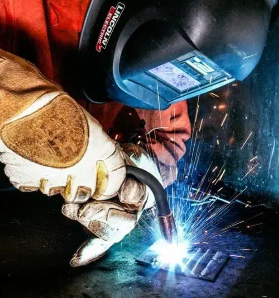 جوشکاری . سبک سازی|خدمات پیشه و مهارت|نقده, |دیوار