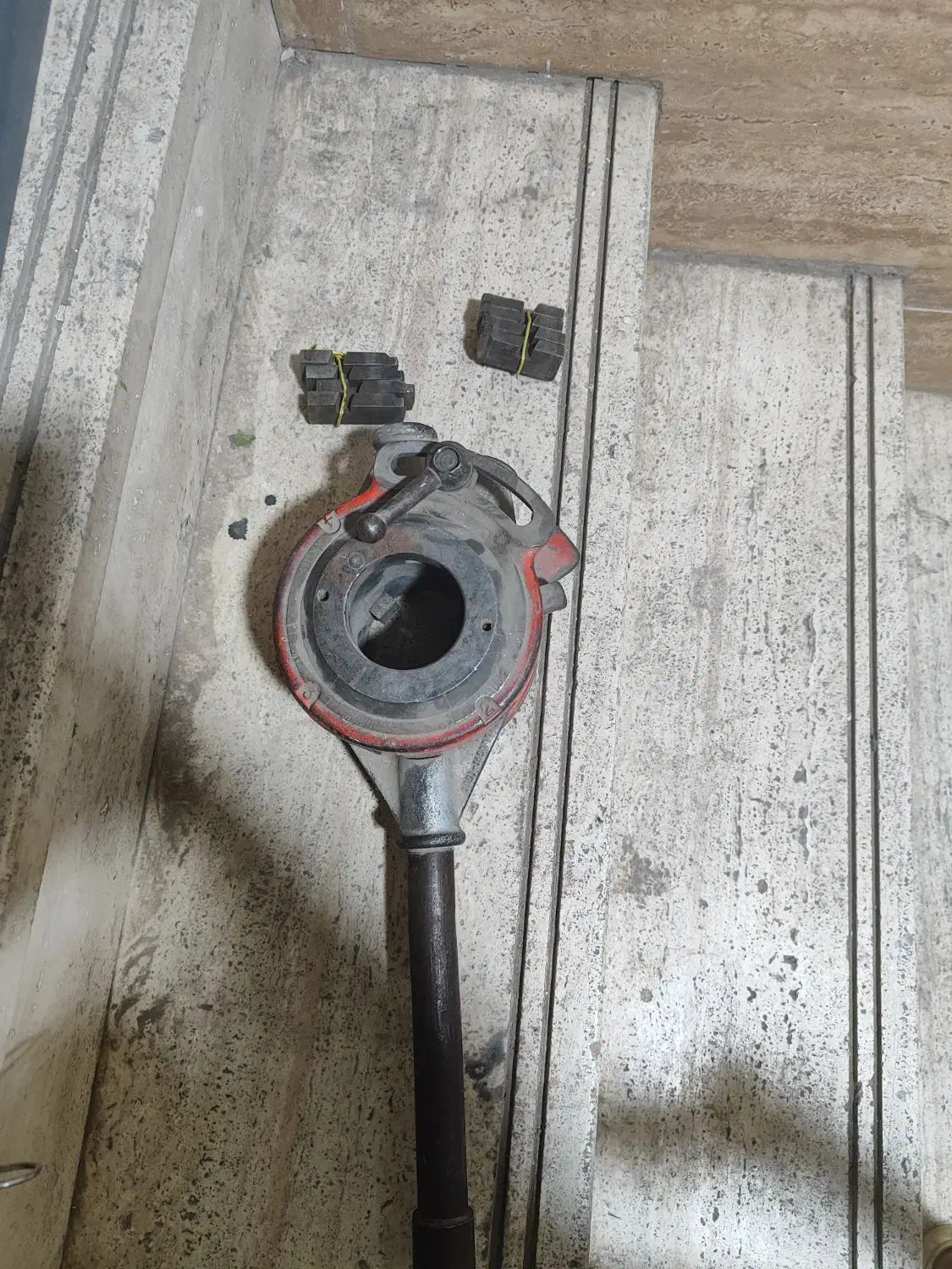 حدیده دستی|ابزارآلات|کرج, برغان|دیوار