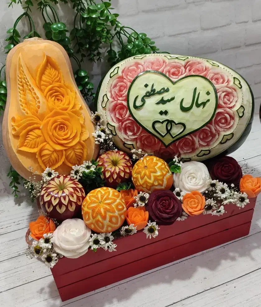 میوه آرایی و حکاکی هندوانه شب یلدا|خدمات پذیرایی، مراسم|ماهدشت, |دیوار