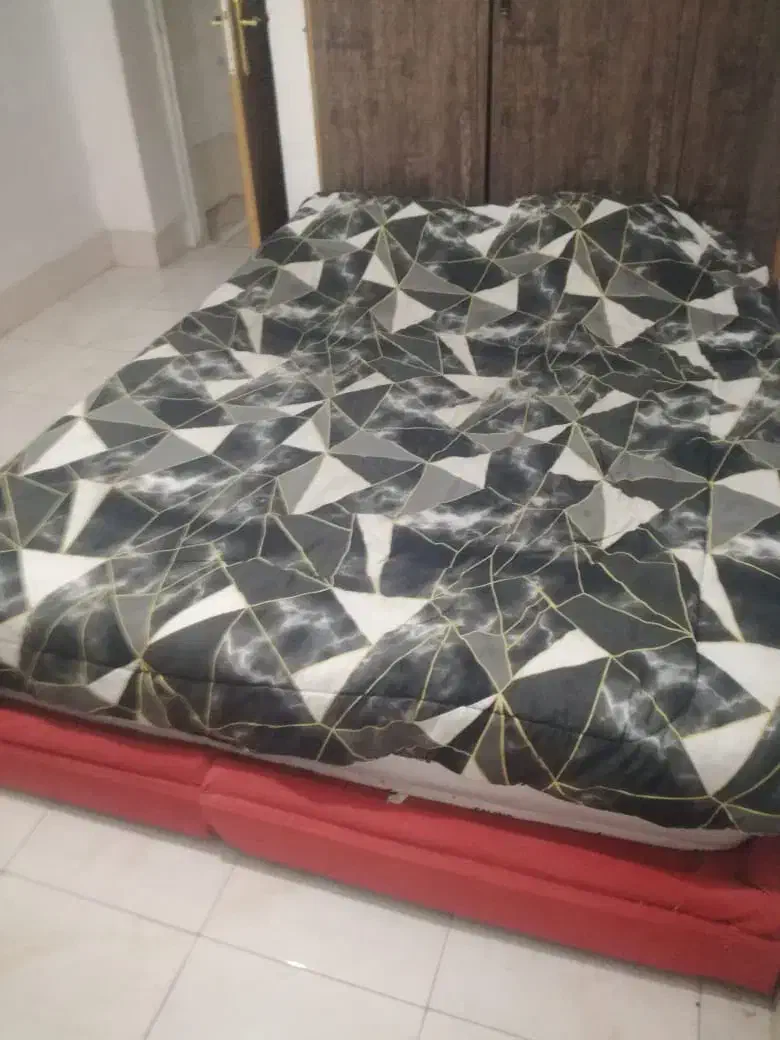 منزل مبله.خانه|اجارهٔ کوتاه‌مدت آپارتمان و سوئیت|شیراز, قلعه نو|دیوار