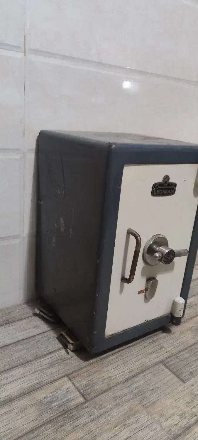 گاو صندق خرم|دفتر کار|نسیم‌شهر, |دیوار