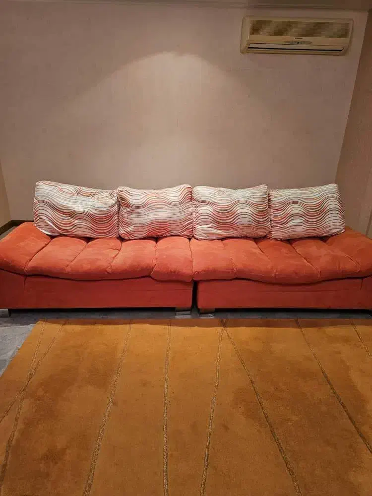 مبلمان راحتی ۶ نفره+فرش ماشینی|مبلمان خانگی و میز عسلی|کیش, |دیوار