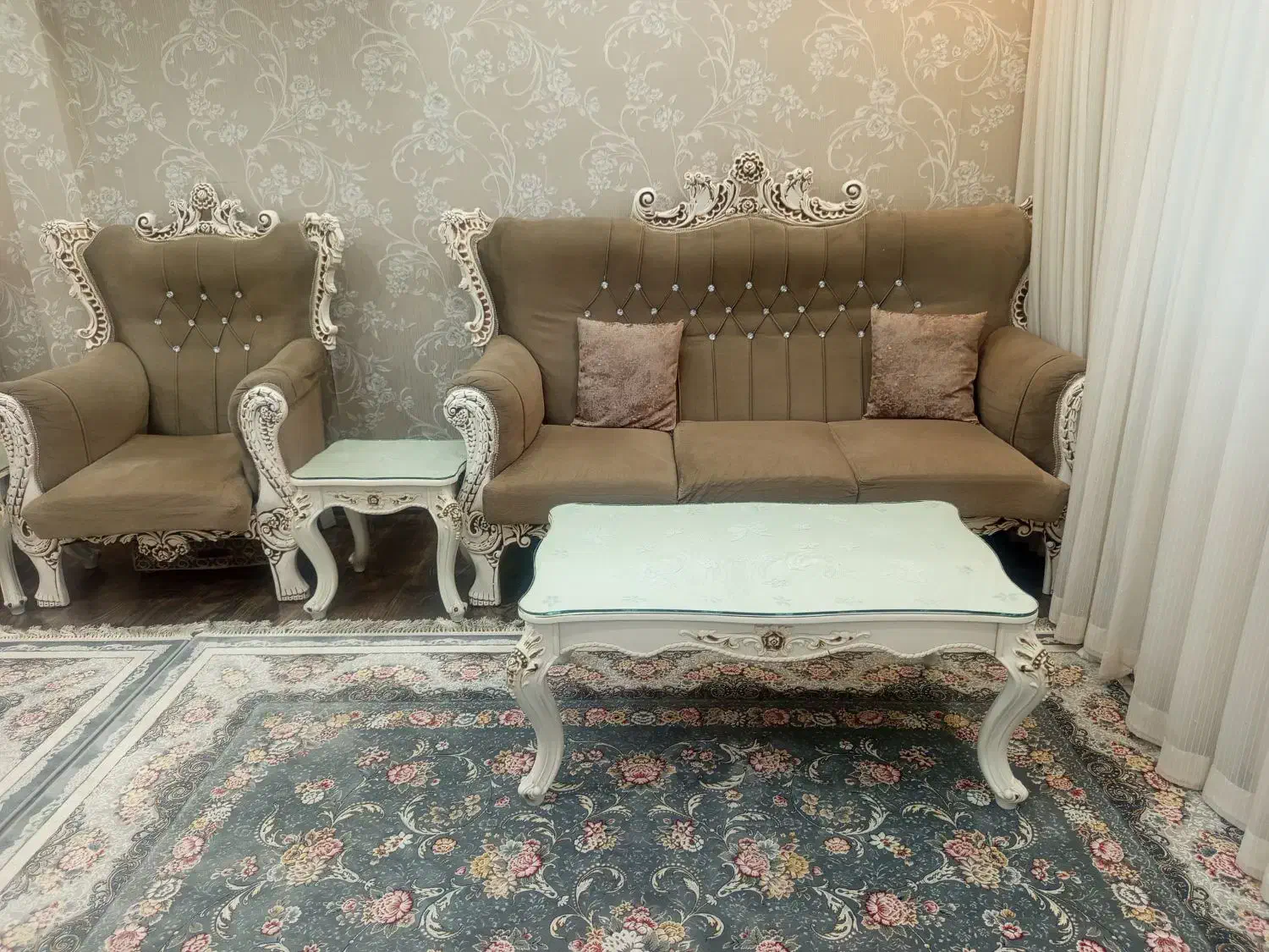 مبل و جلو مبلی و میز تلویزیون|مبلمان خانگی و میز عسلی|سقز, |دیوار